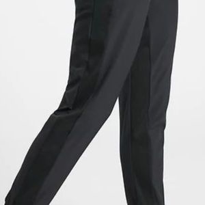 Athleta Women’s Brooklyn Jogger